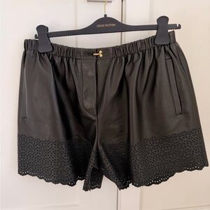 Louis Vuitton Black Mini leather Women's Shorts